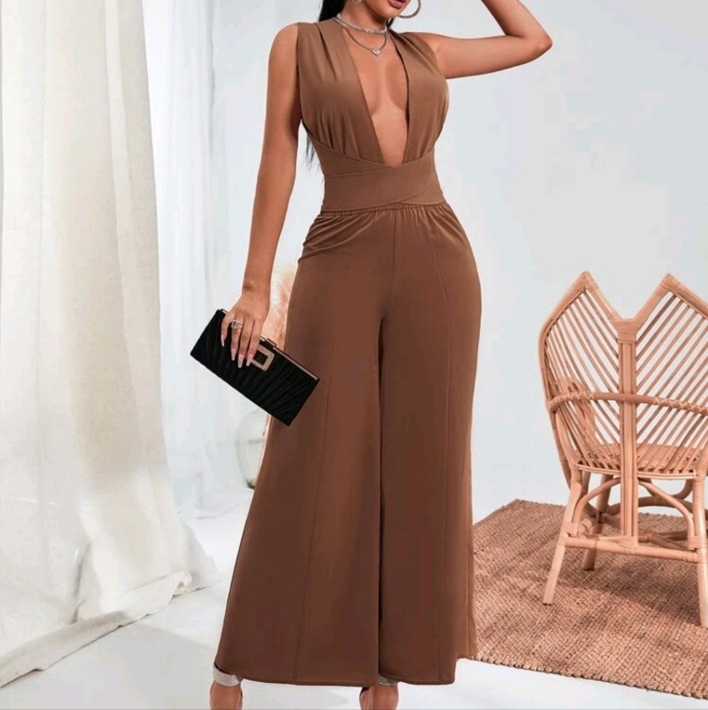 NEW Brown Plunging Wide Leg Jumpsuit Size M